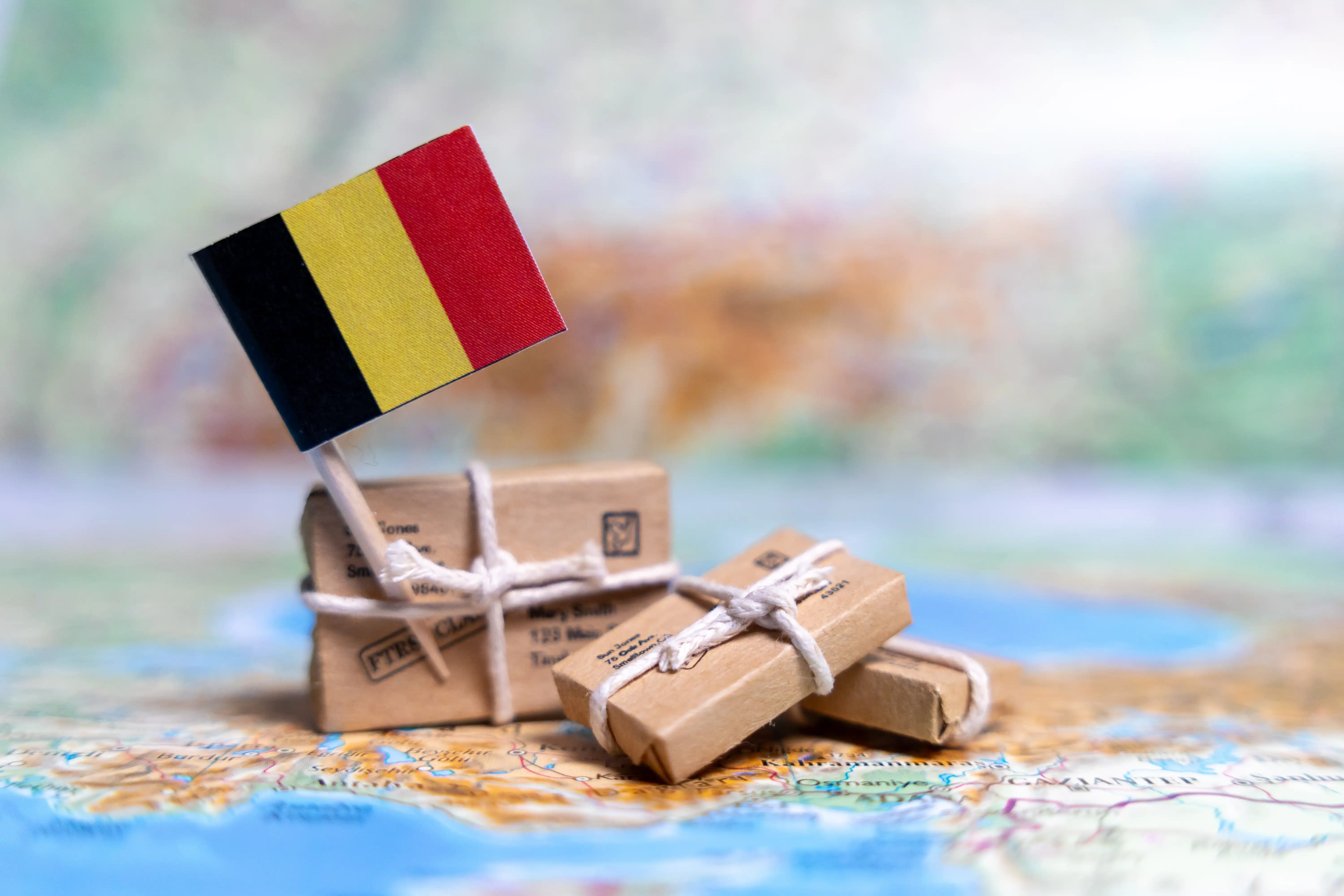 Moving to Belgium from the US: Visas, Money, and Expat Banking