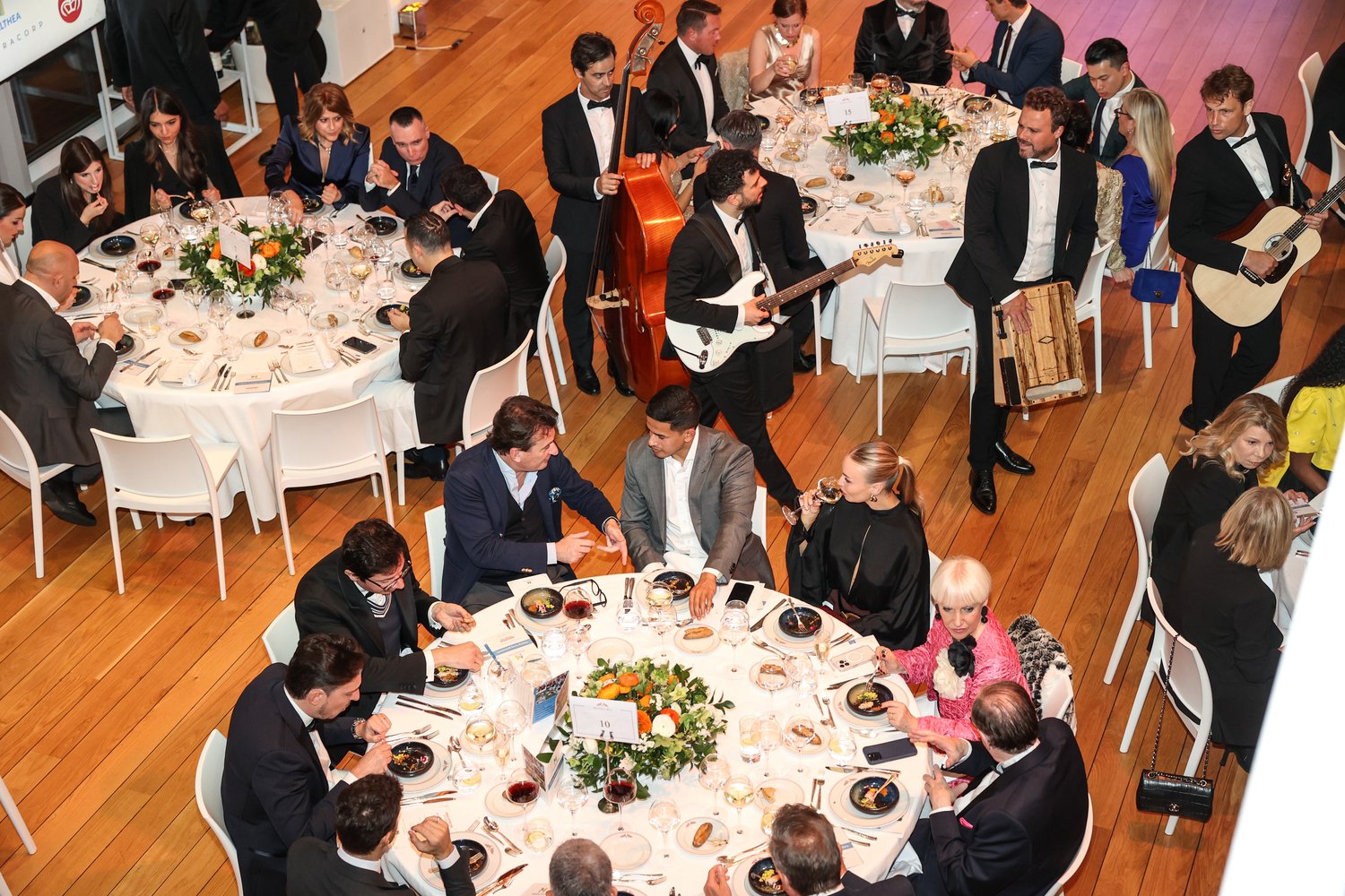 LensRef Hero section