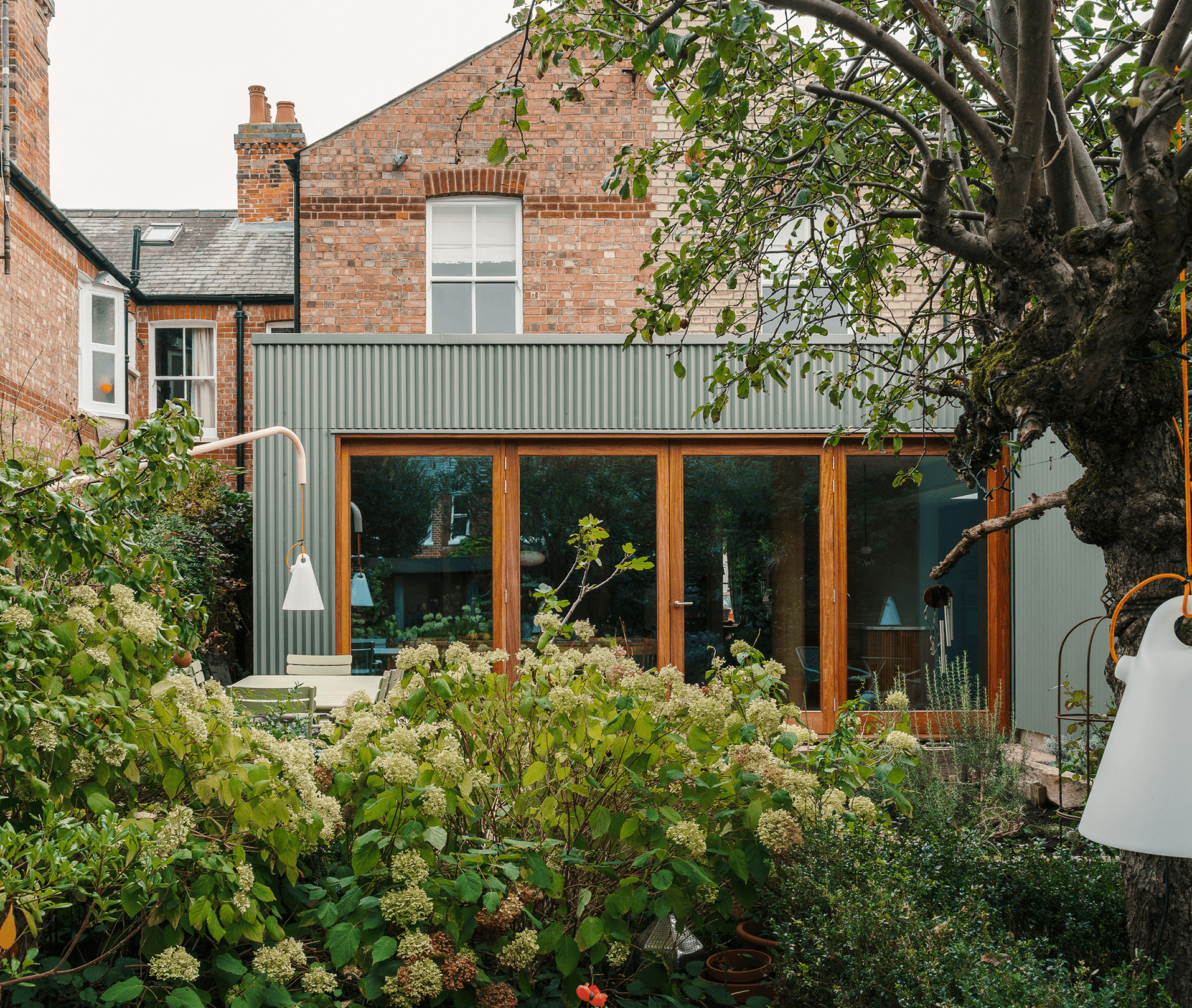 WESTERDAHL - Folded House