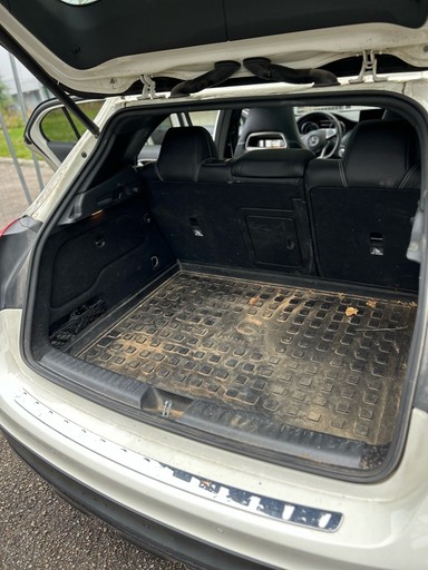 coffre voiture sale avant le passage de vapeur pro limoges