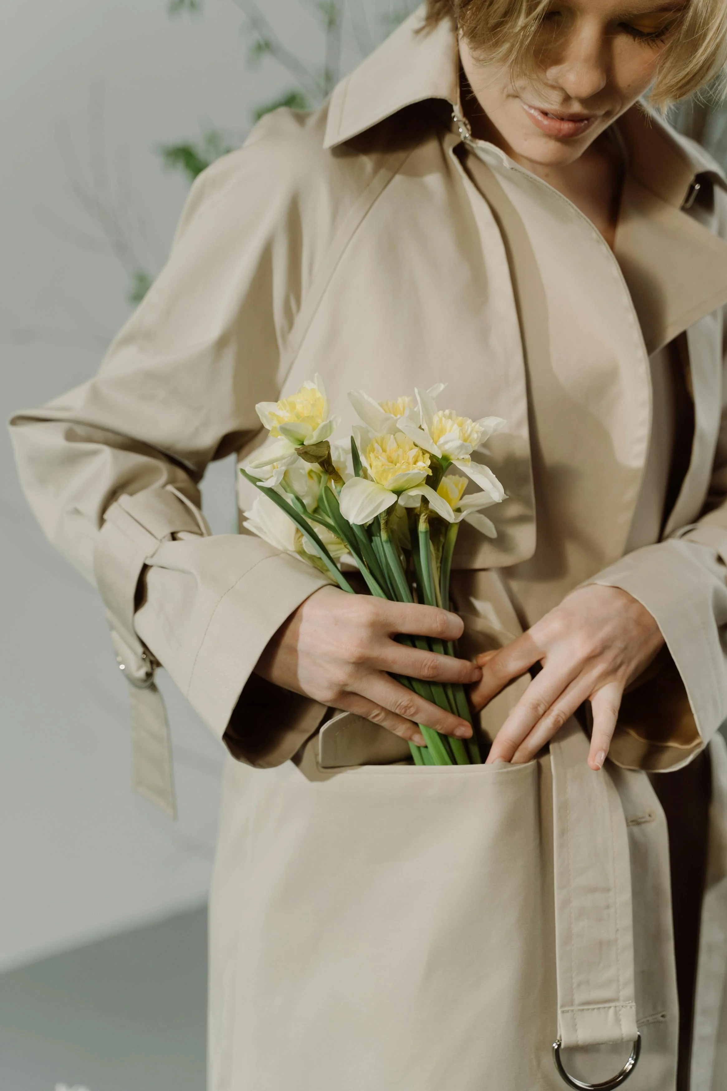 Sophia Reynolds is keeping flowers in the pocket