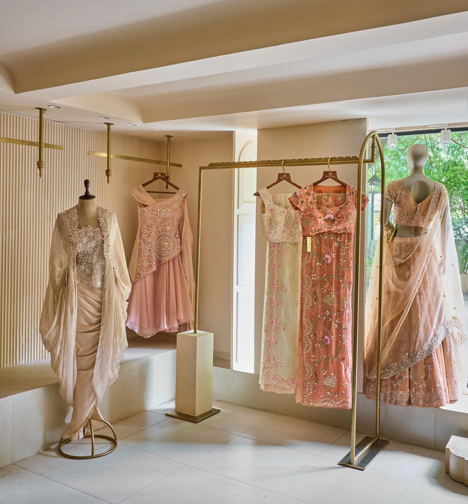 house of armuse mumbai store