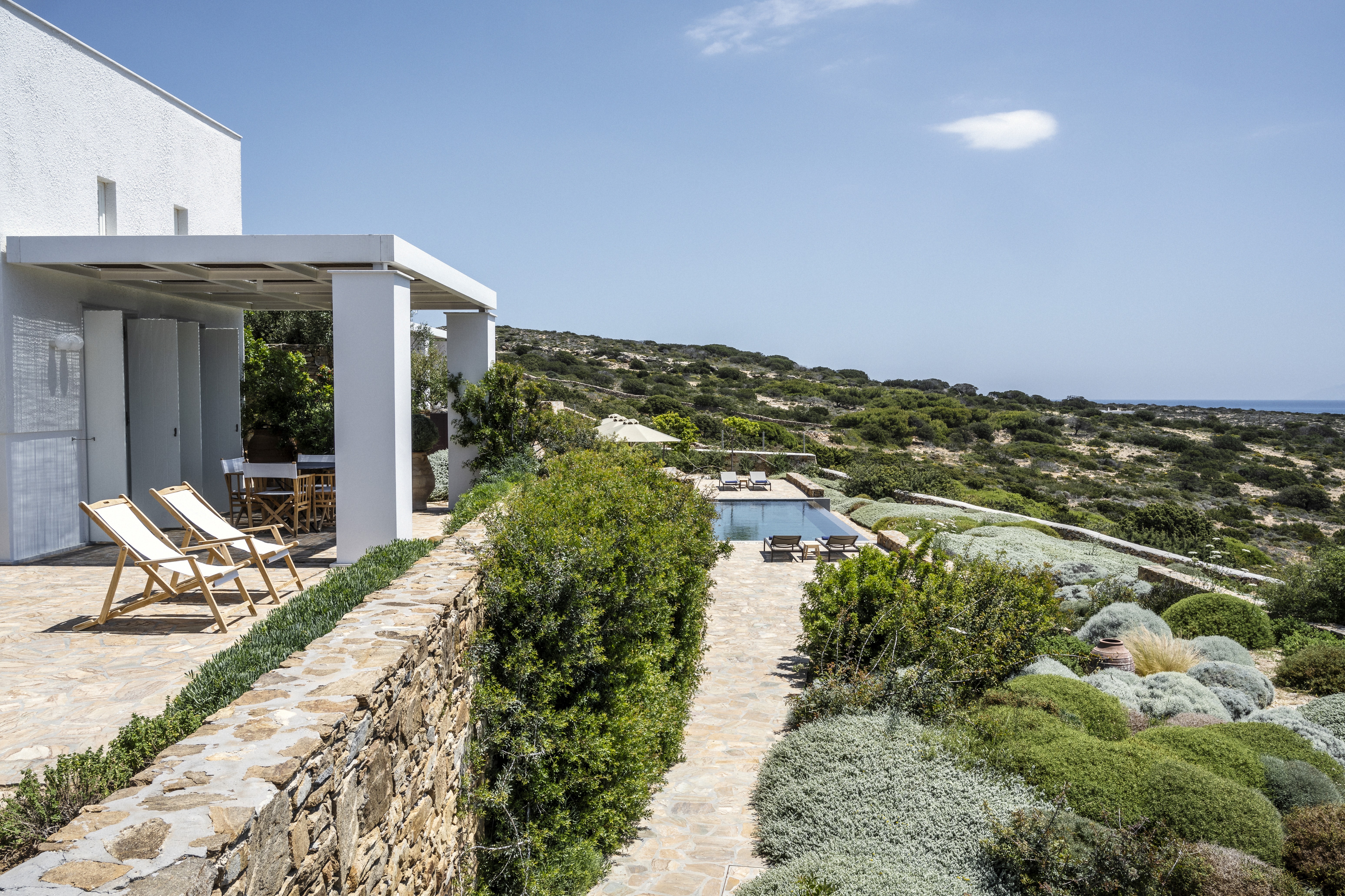 The terrace garden and infinity pool of Eros Keros