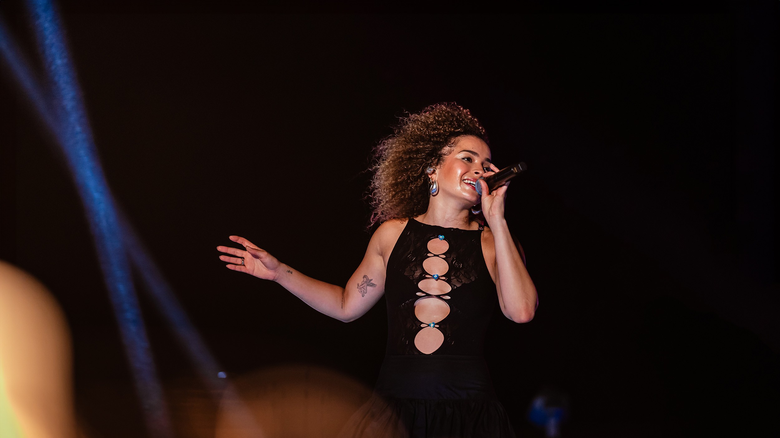 Ella Eyre at Velaa