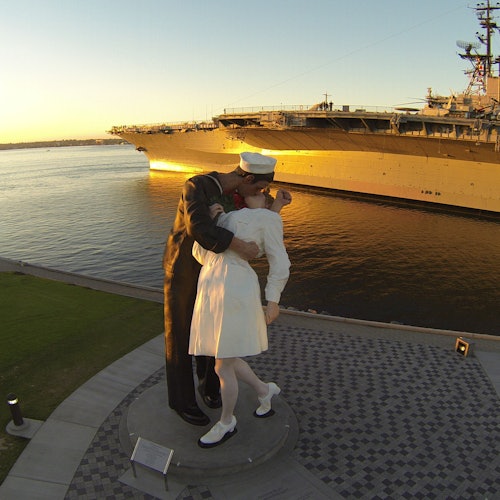 บัตรเข้าชมประสบการณ์กองทัพเรือ SoCal