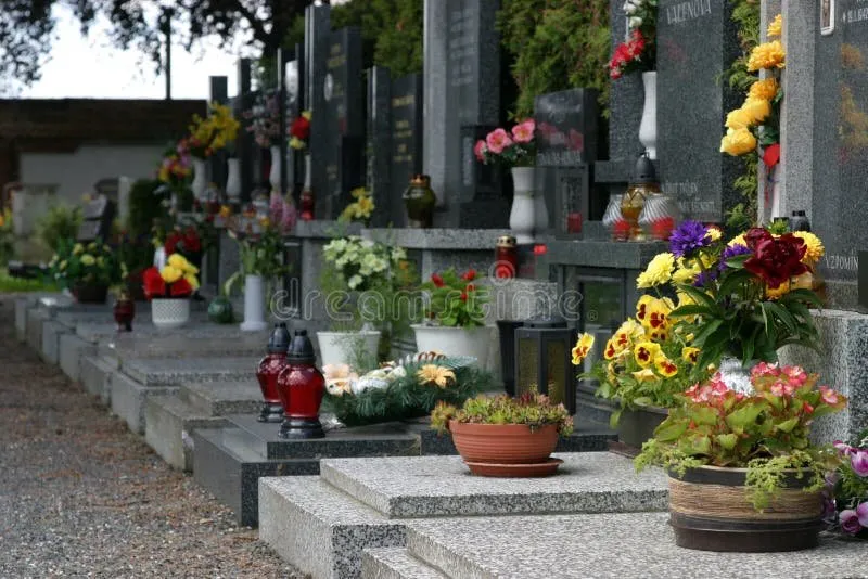 cemetery headstones and monuments