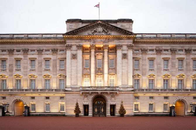 Take a tour of Buckingham Palace