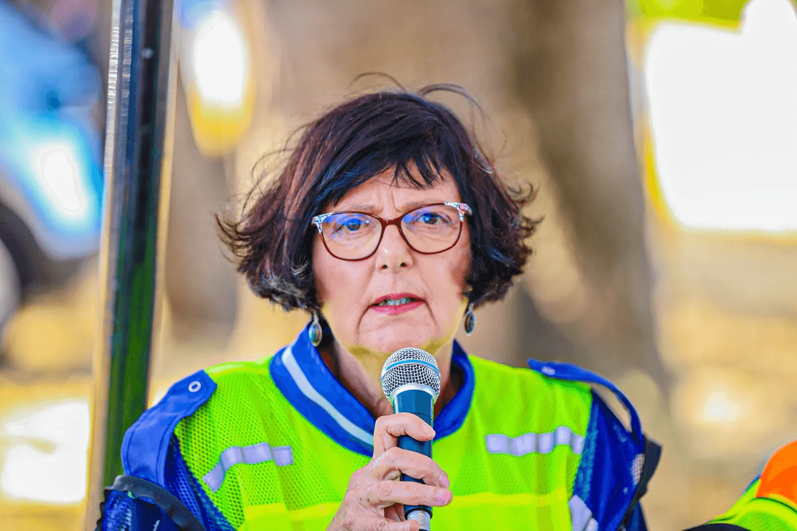 Photo:Minister Creecy urges vigilance as holiday travel increase – South African Daily