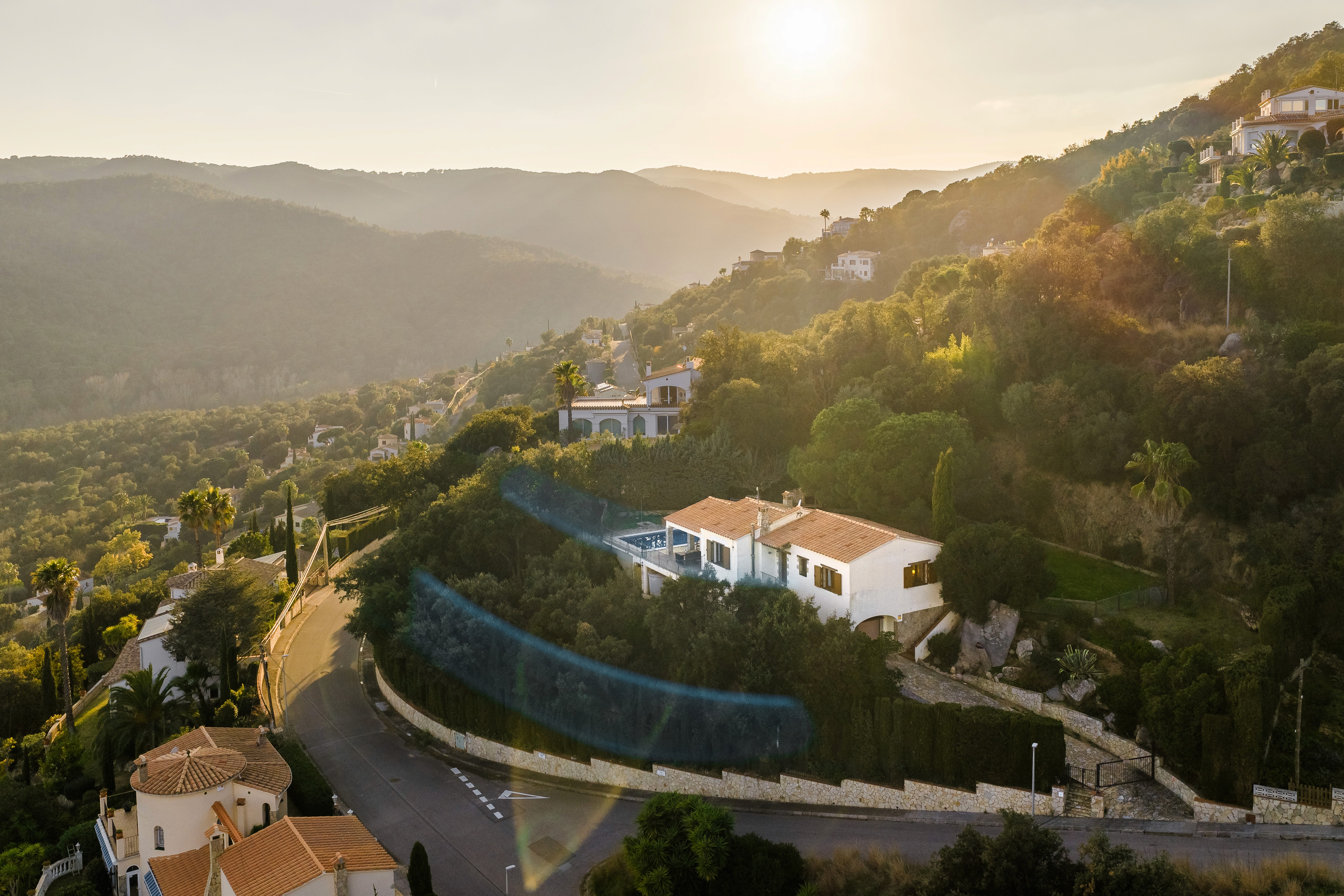 +10 fotos adicionales (packs)