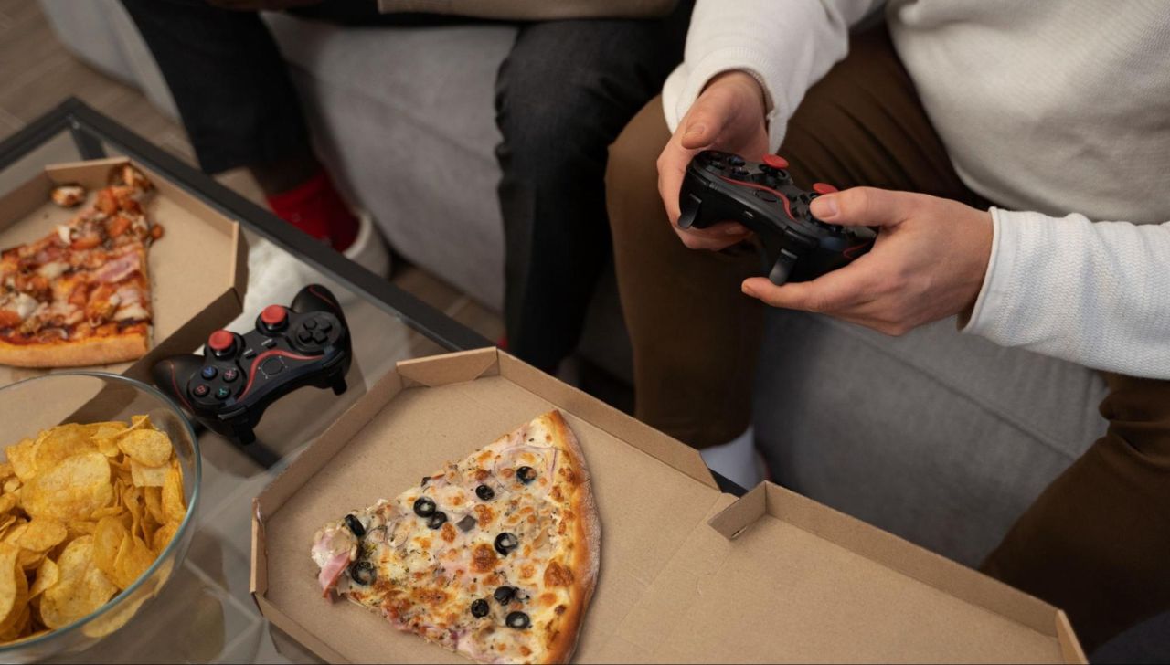 Marcas de alimentos ampliam presença no universo gamer e conquistam novos públicos