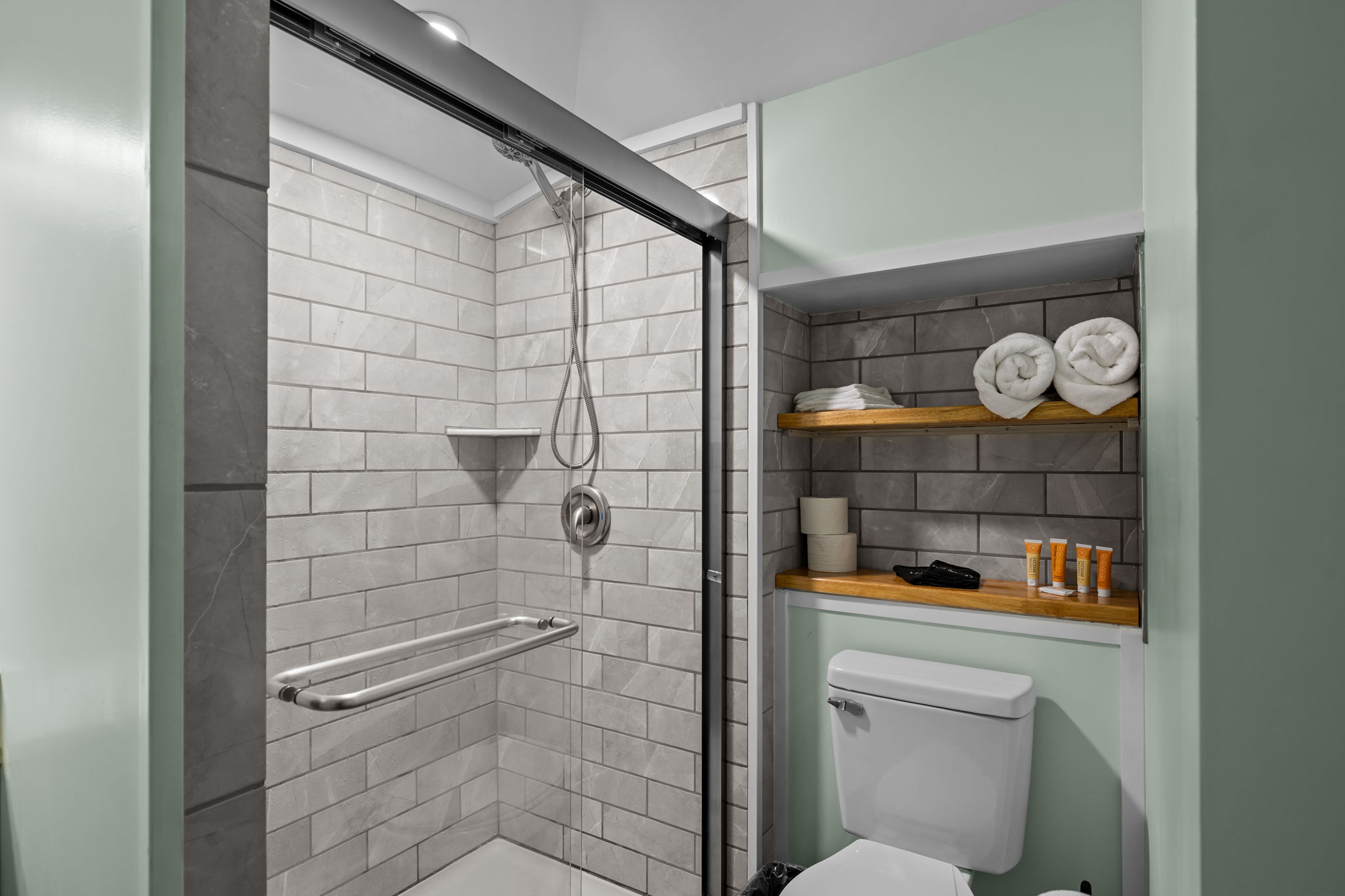 Calicobay cottages, airbnb in downtown morehead city