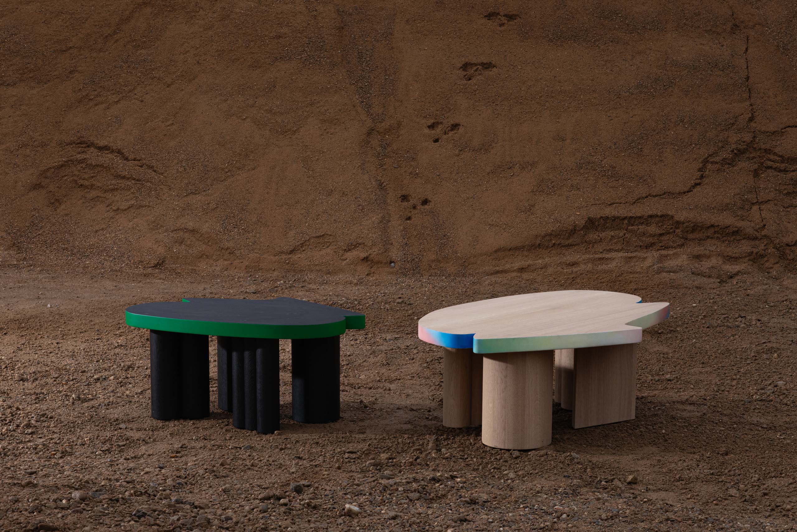 moderní-kávový-stůl-pro-obývací-pokoj-handcrafted-cloudy-impromptu-design-by-jiri-krejcirik