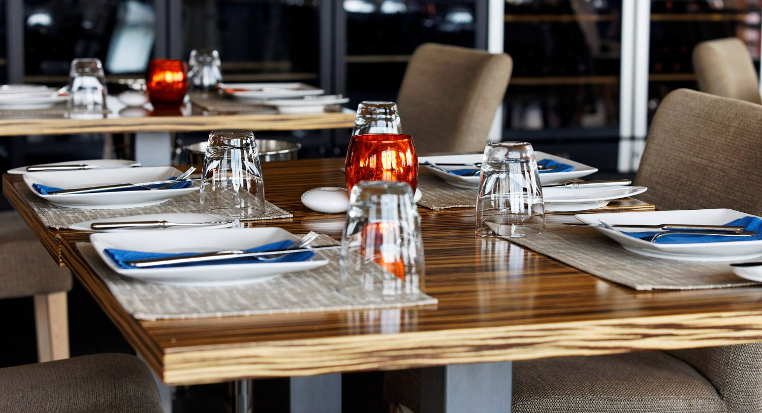 restaurant-setting-example-of-seating-arrangements-restaurant-seating-software