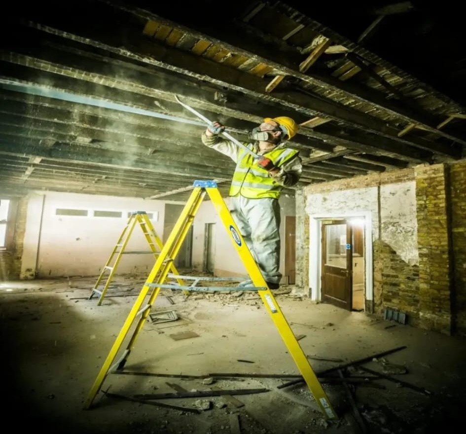 Internal redecoration and surface preparation