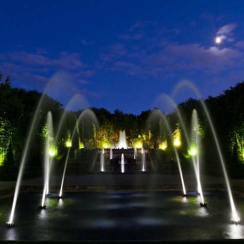 Palace of Versailles: Night Fountains Show Tickets in Versailles