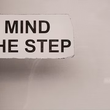 Mind The Step signage