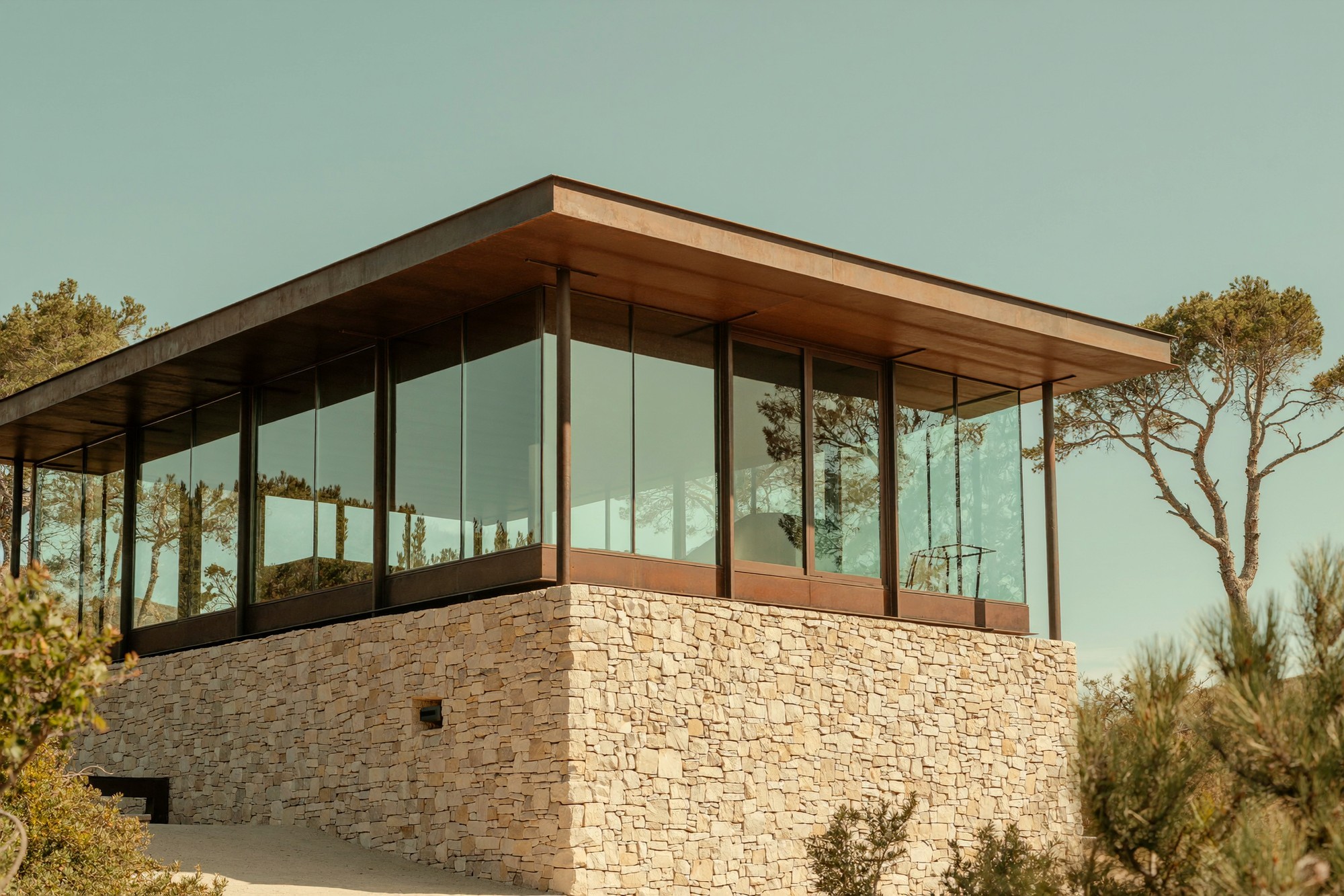 Ridge House — exterior