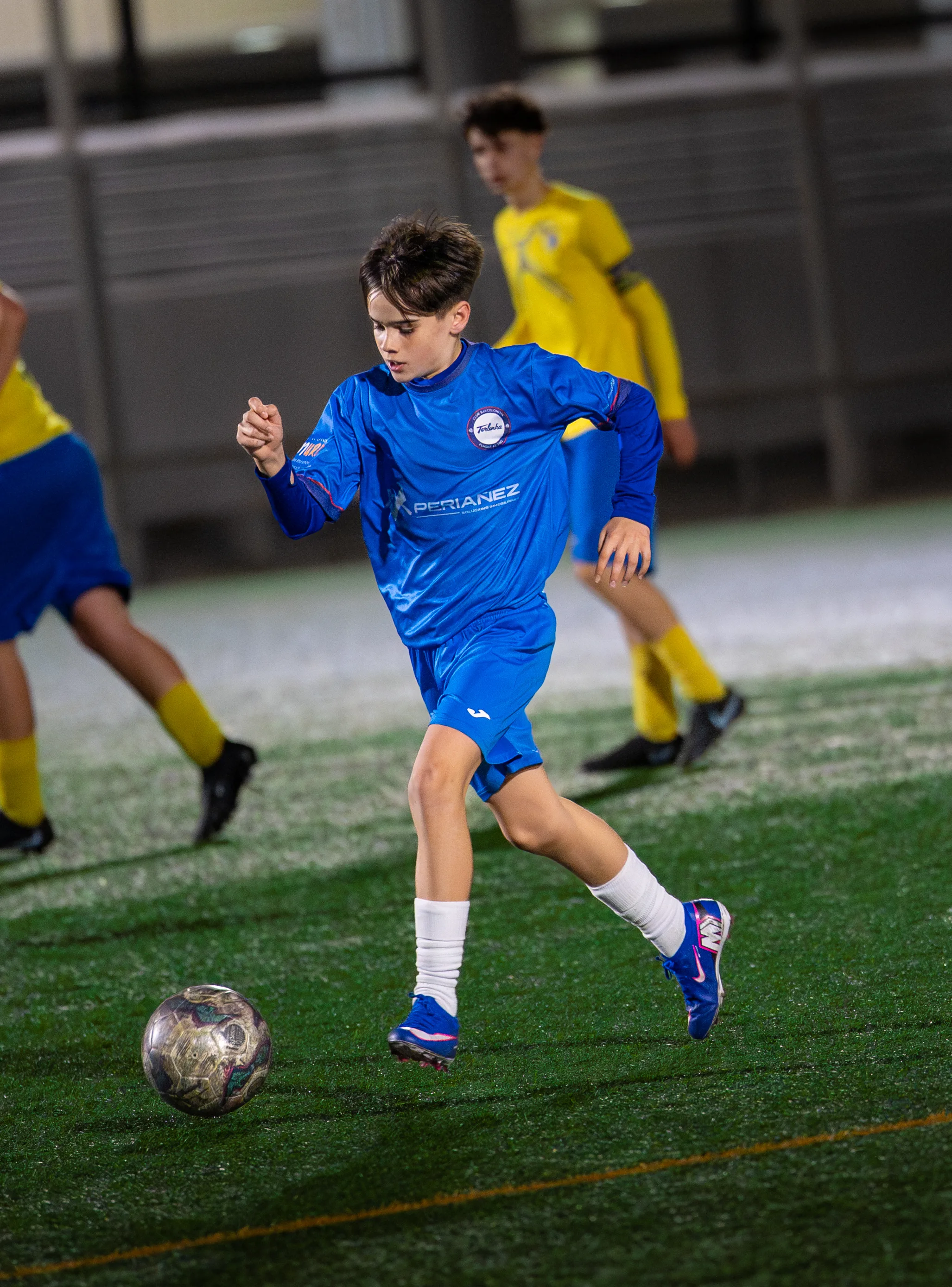 partido fútbol sala amigos Hospitalet, fotografía deportiva sala Barcelona, Nolan Pardo fotógrafo Barcelona 2026, fútbol sala interior Hospitalet