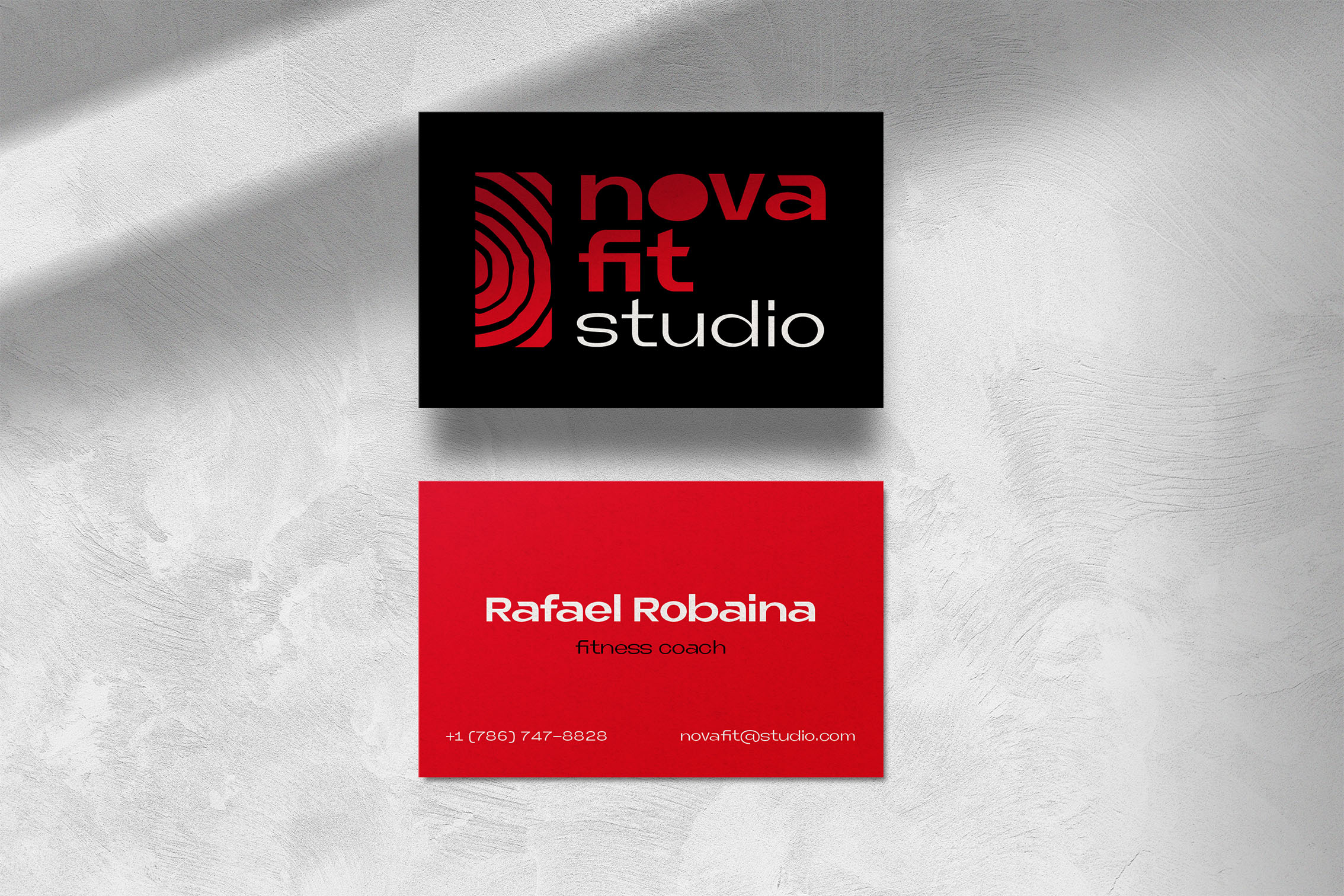 Novafit Studio — Papelería corporativa y diseño de tarjetas