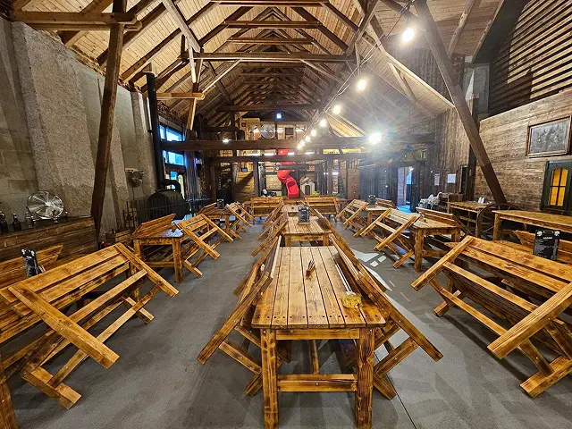 Přístavní skladiště