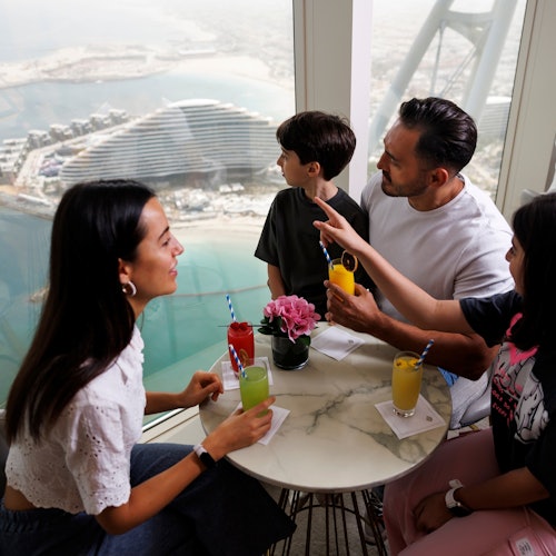 Inside Burj Al Arab Tour + Beverages
