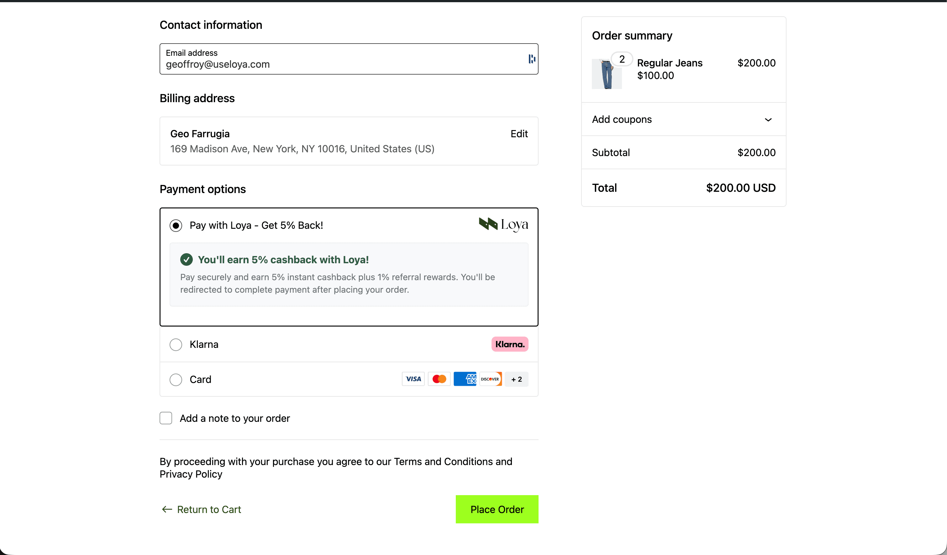 “Checkout screen showing Loya as a payment option with a green icon and a message offering 5% instant cashback when paying with Loya.