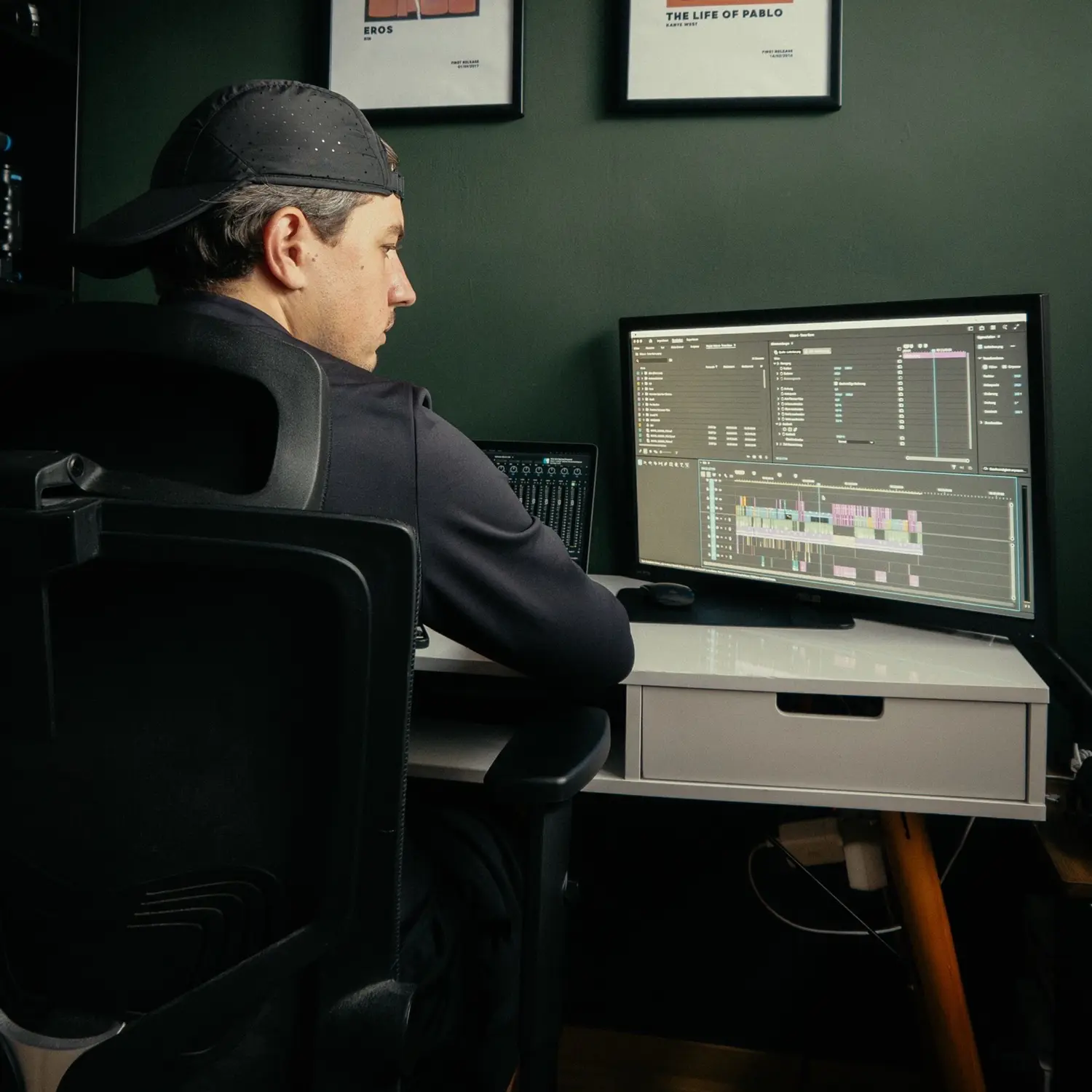 Max Kinzel - Motion Designer and Video Editor - Based in Landau, Germany