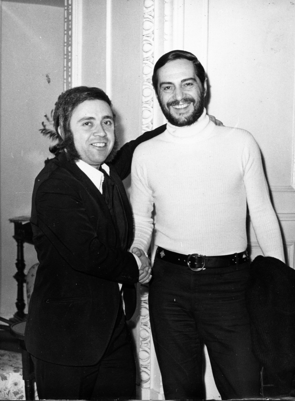 Nino Manfredi, primo Rugantino al Teatro Sistina nel 1962