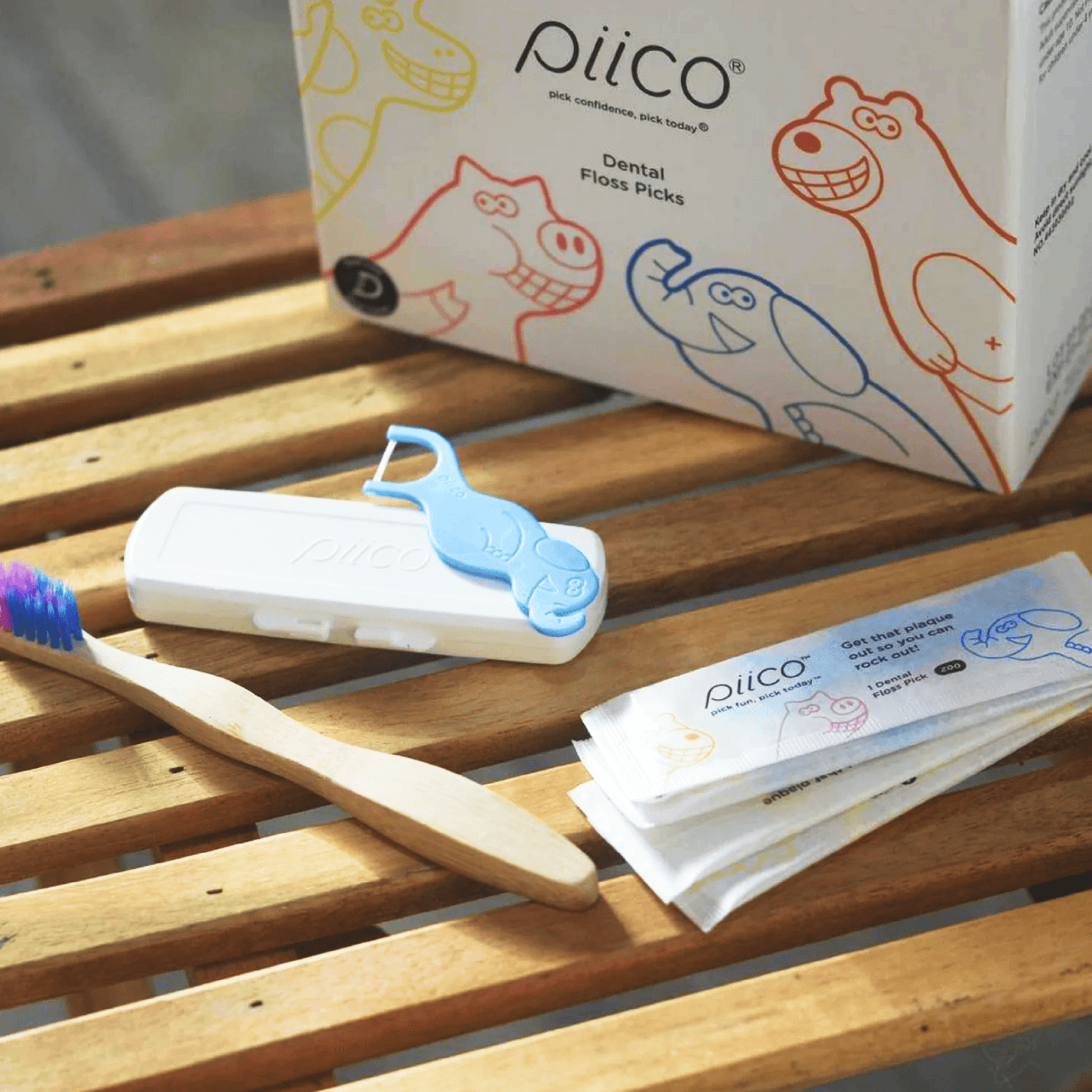 piico 兒童牙線棒盒裝與隨身包包裝設計