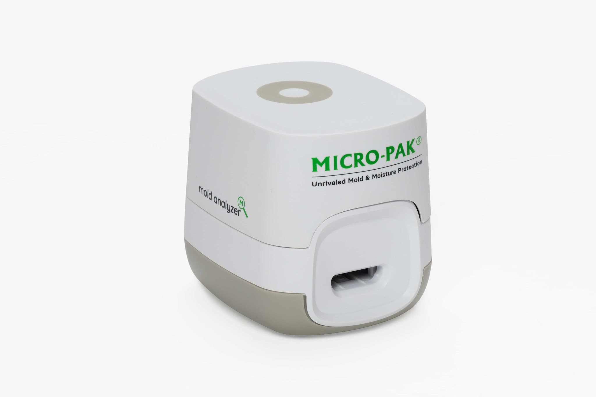 Mold Analyzer Reader used to support repeatable and traceable mold testing workflows