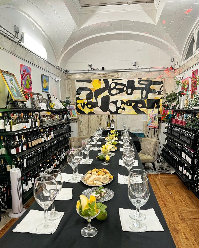 Epicurean Fine Wines photo