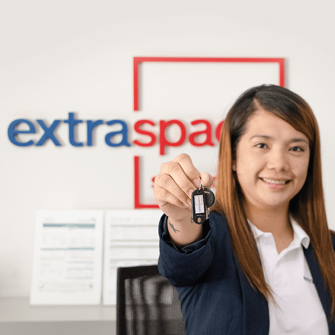 professional assistance from extra space self storage in dubai