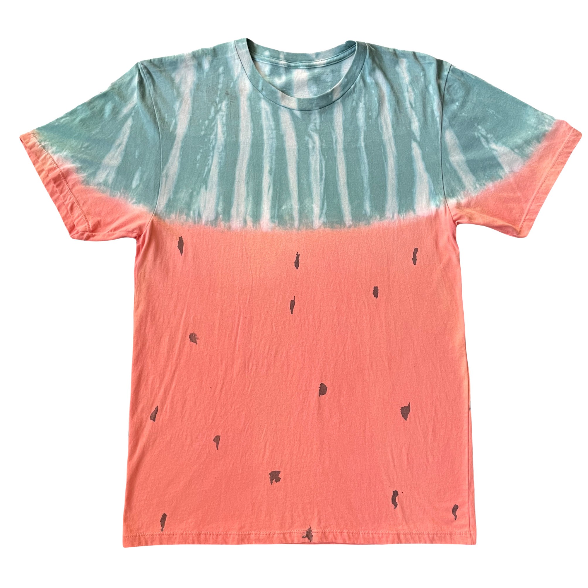 photo of t-shirt