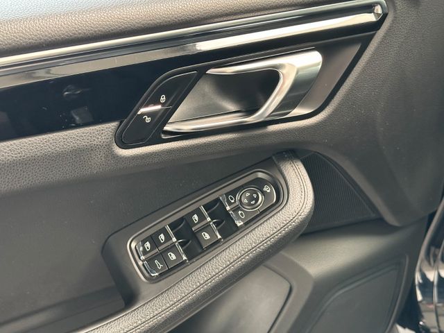 PORSCHE Macan 2015 BLACK Gebrauchtwagen - Galeriebild 7