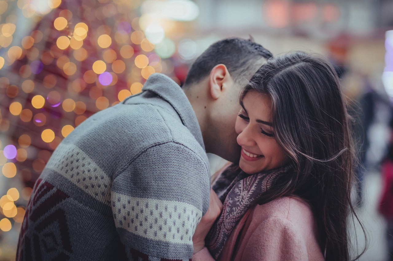 couple at christmas market