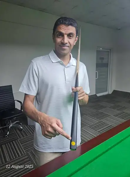 mohammed shehab with his sunny akani cue