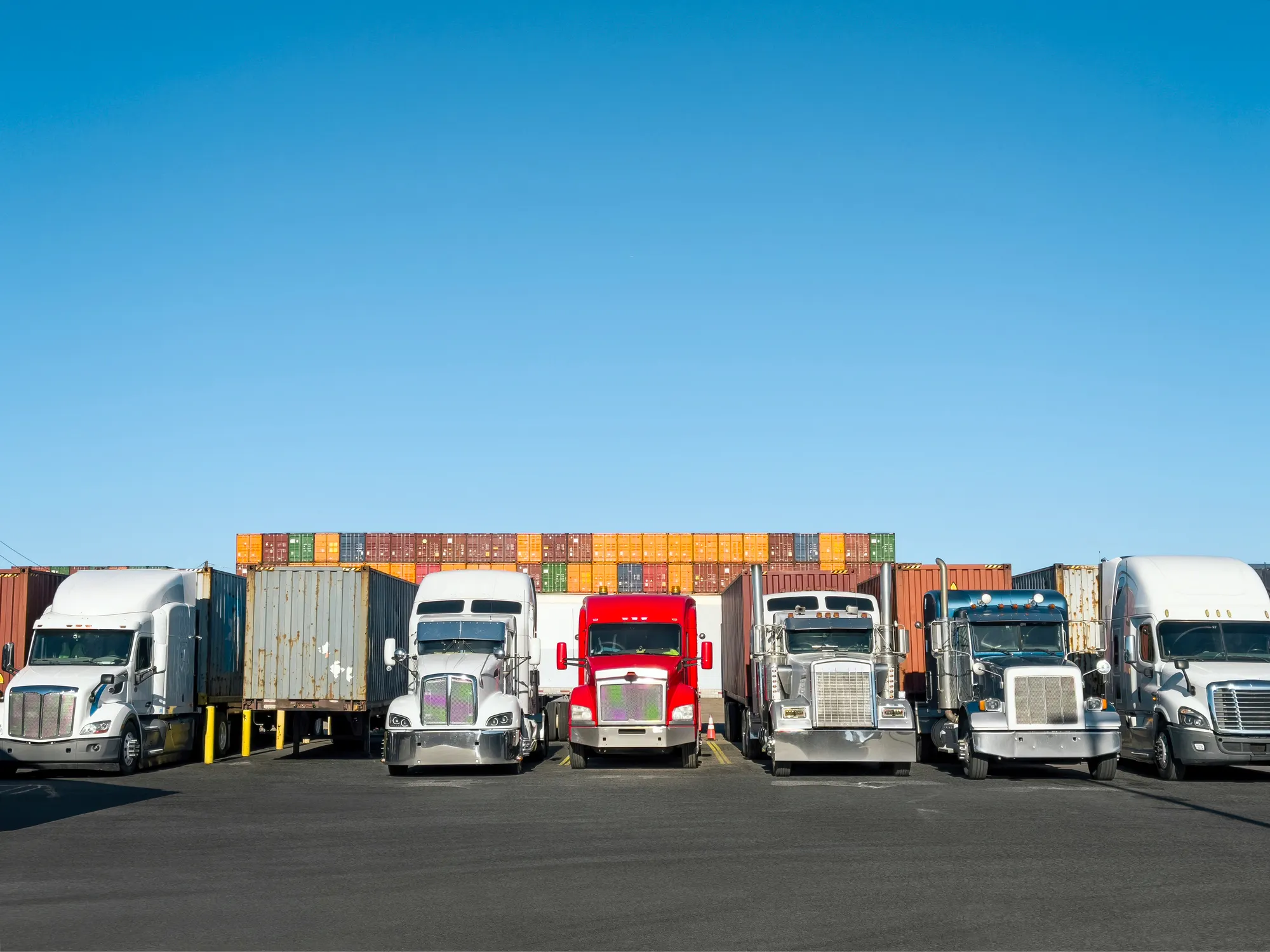 How HOS Compliance Factors Into Truck Insurance