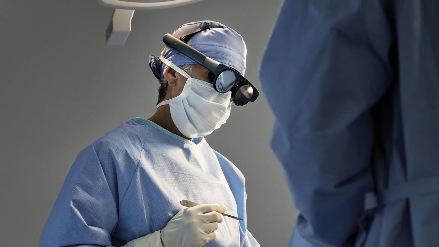 Augmented Reality Healthcare and Medical