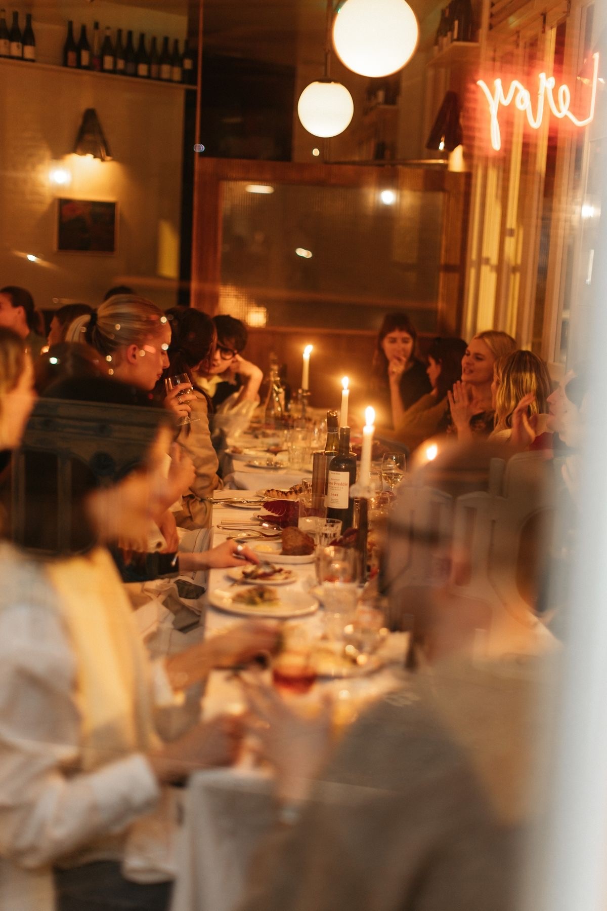 Guests dining at a Sixth Space event.