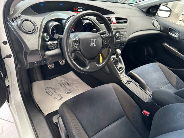 HONDA Civic 2013 WHITE Gebrauchtwagen - Galeriebild 5
