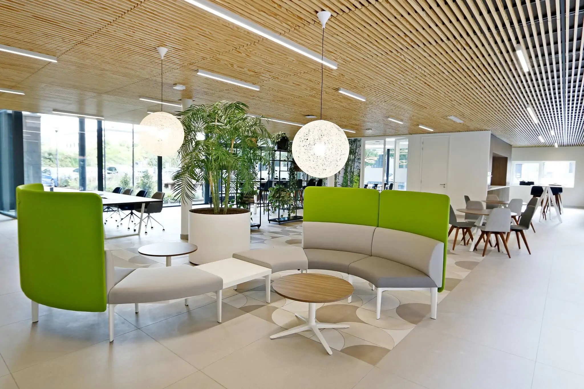 Nieuwe kantoorinrichting Bavinckhouse door Perla