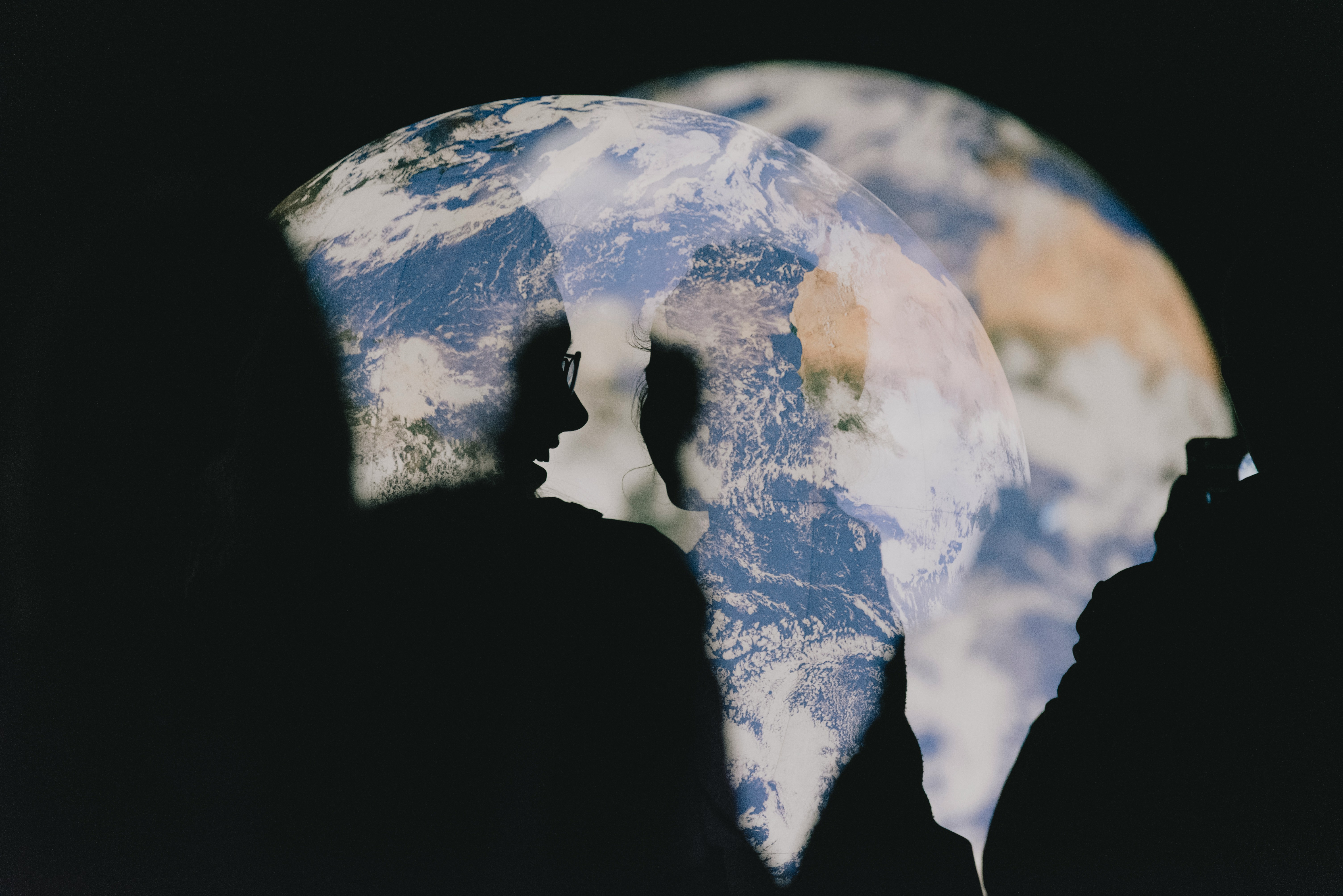 Jorden med to mennesker