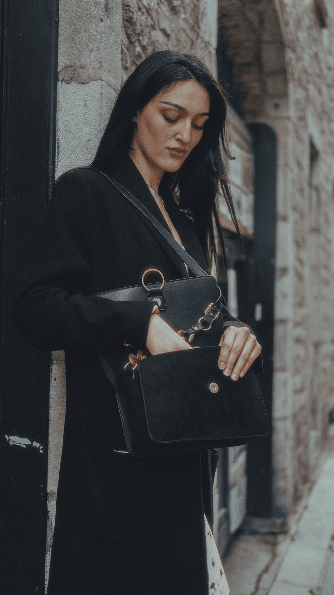 Girl wear an aesthetic black suit
