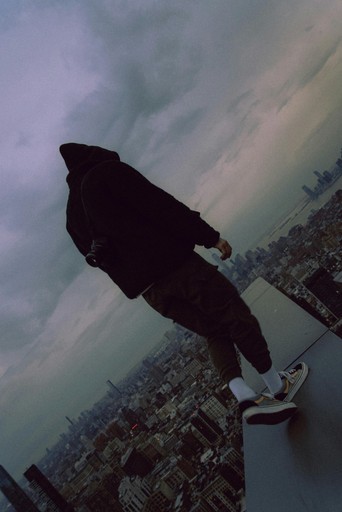 Midground of NYC at night