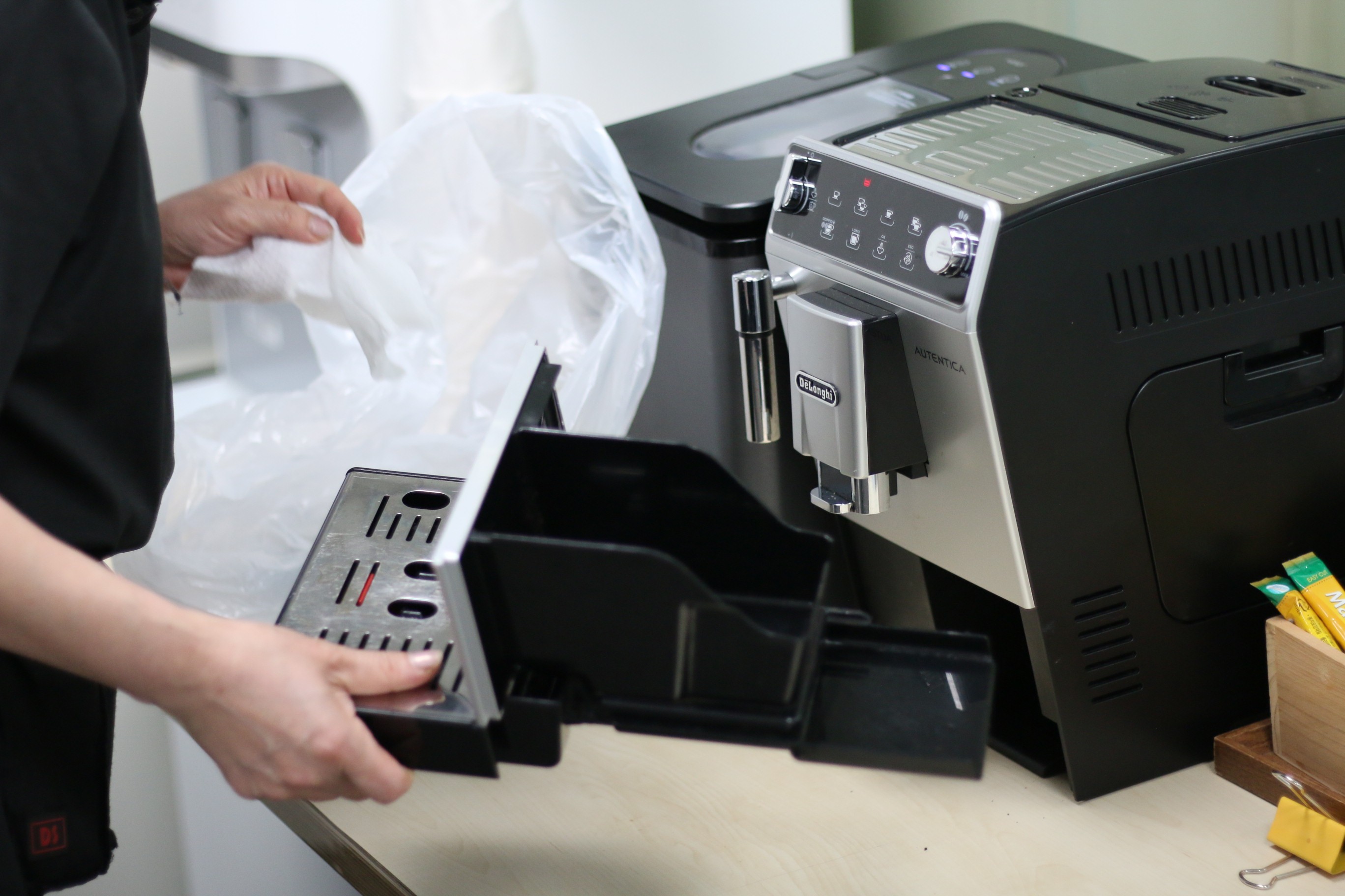 사무실청소 클리니어-전자제품청소