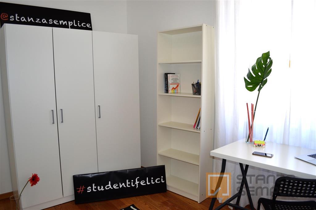 12 sqm room in Via PORTICI, Rovereto
