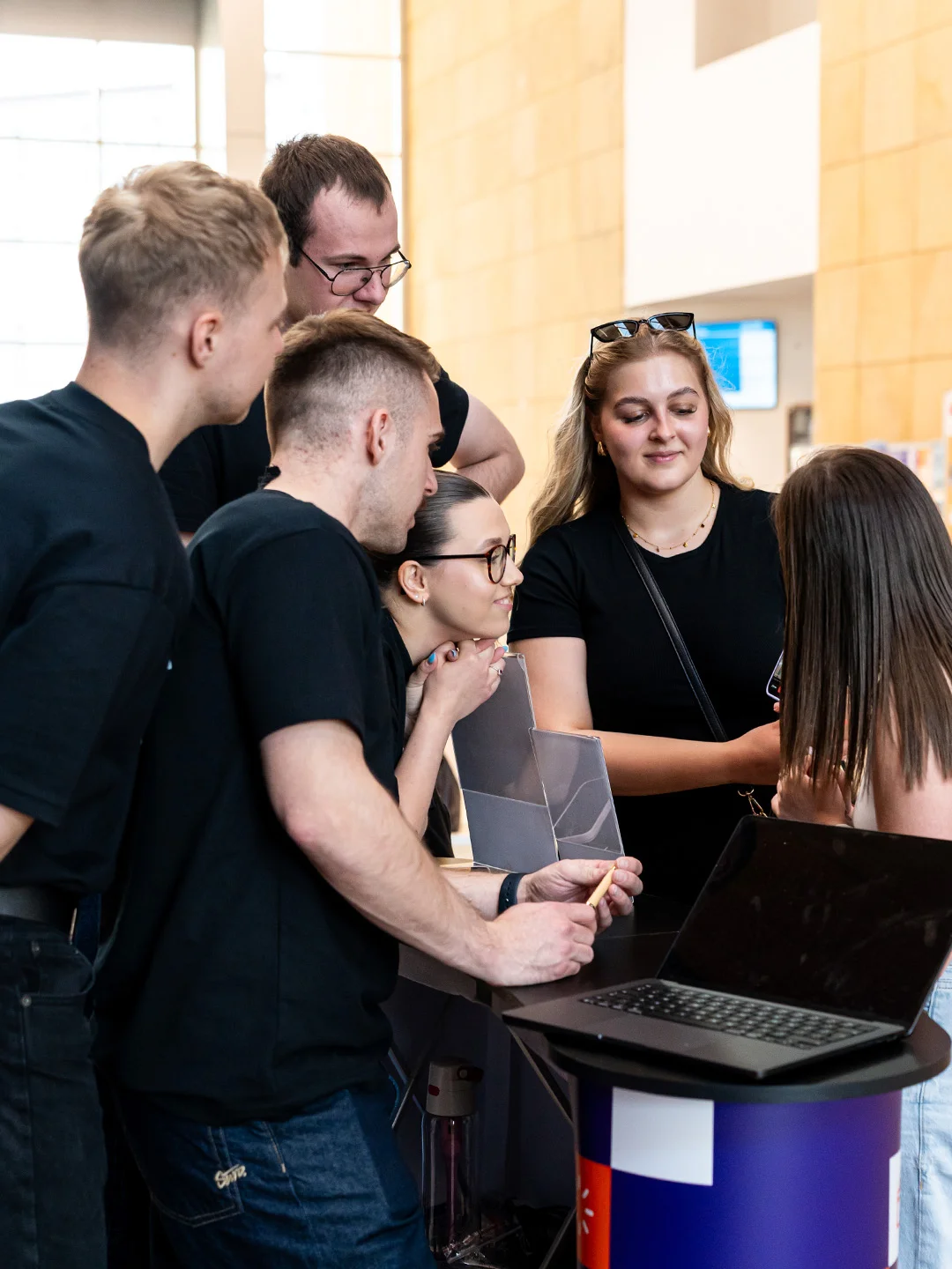 Usługi marketingowe Rzeszów – projekt identyfikacji wizualnej i kampanii dla MB Park Rzeszów
