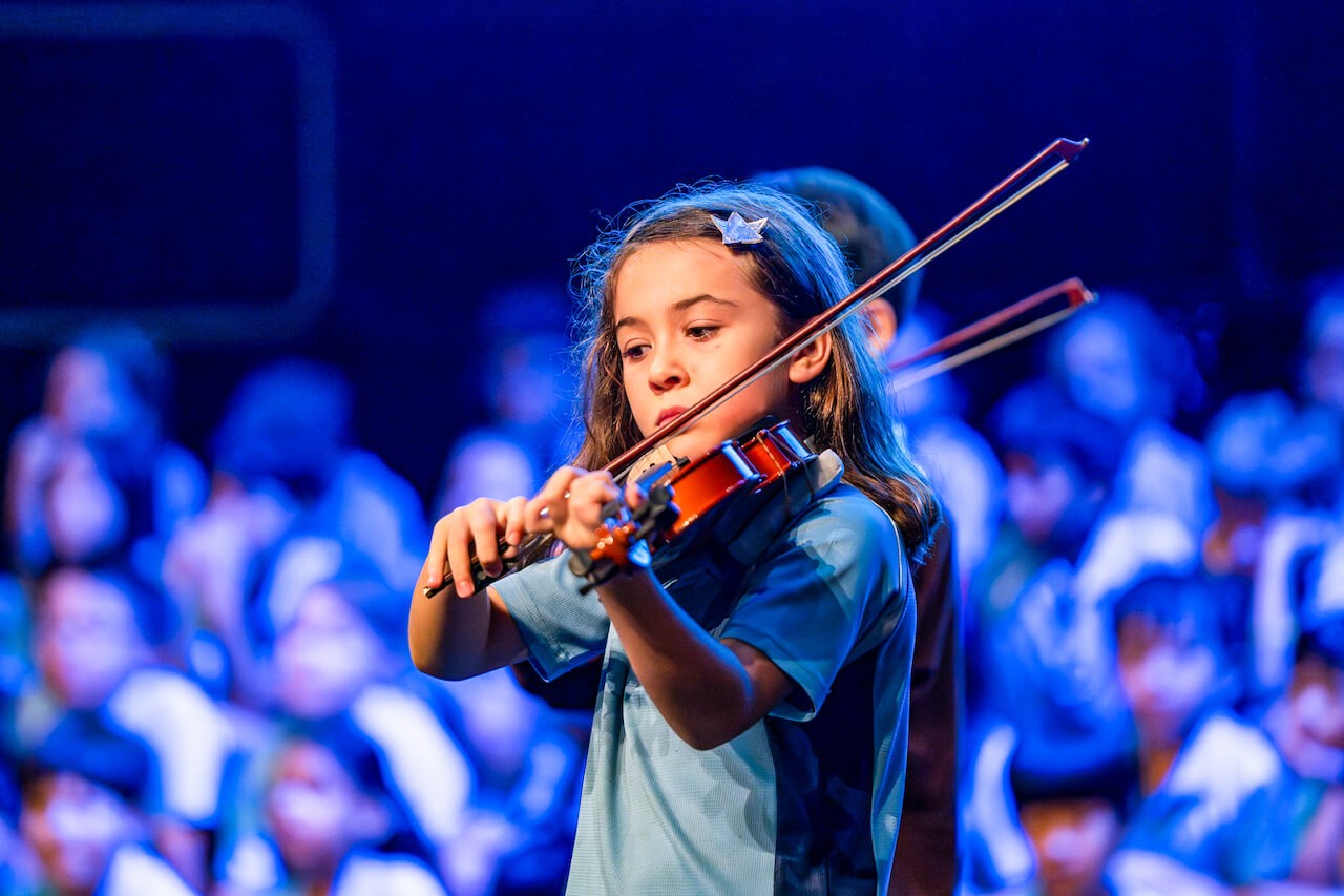 North London Collegiate School Singapore Student on Violin | CSI Education and Academic Coaching