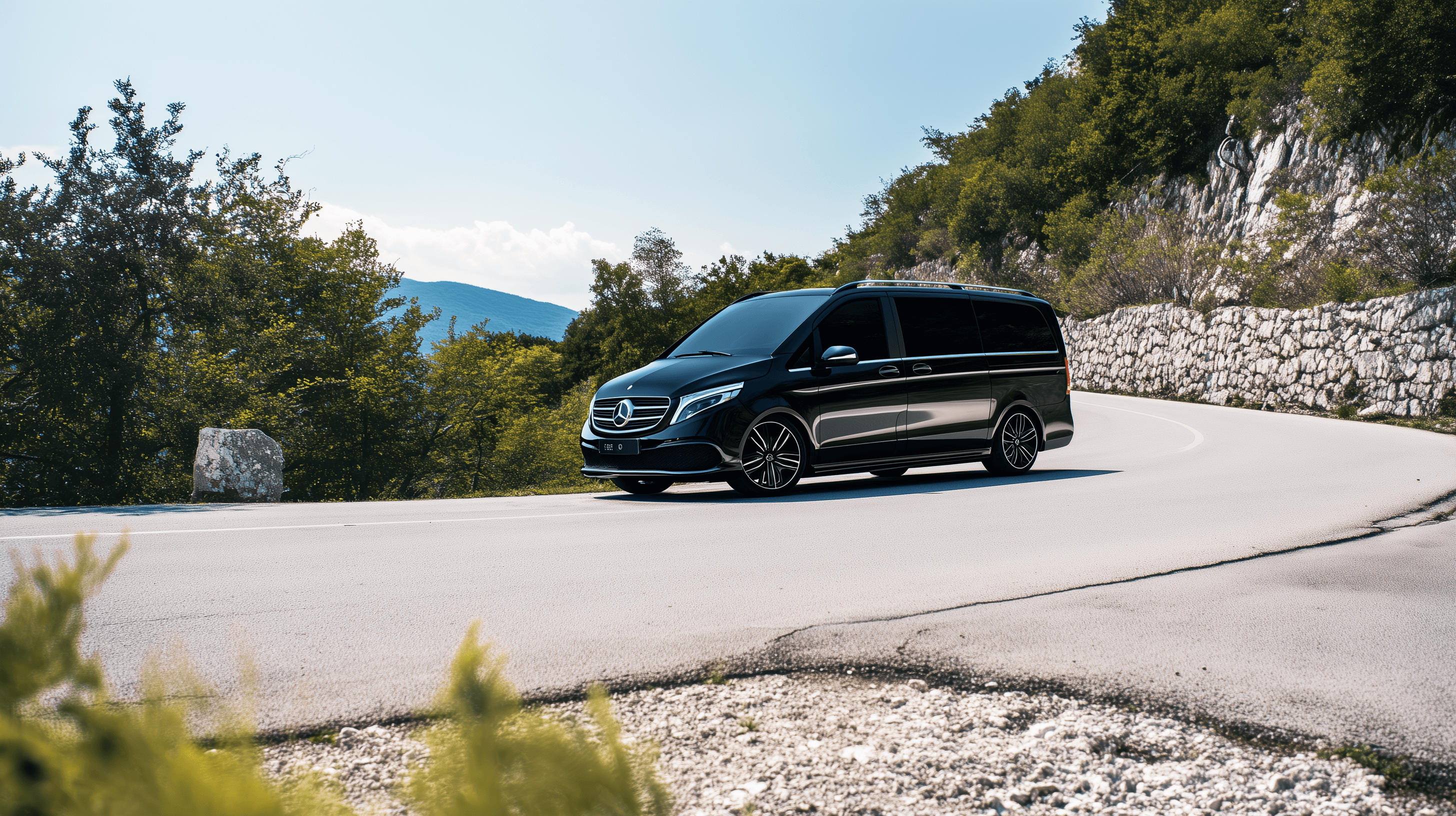 Concetrated triathlete grayscale