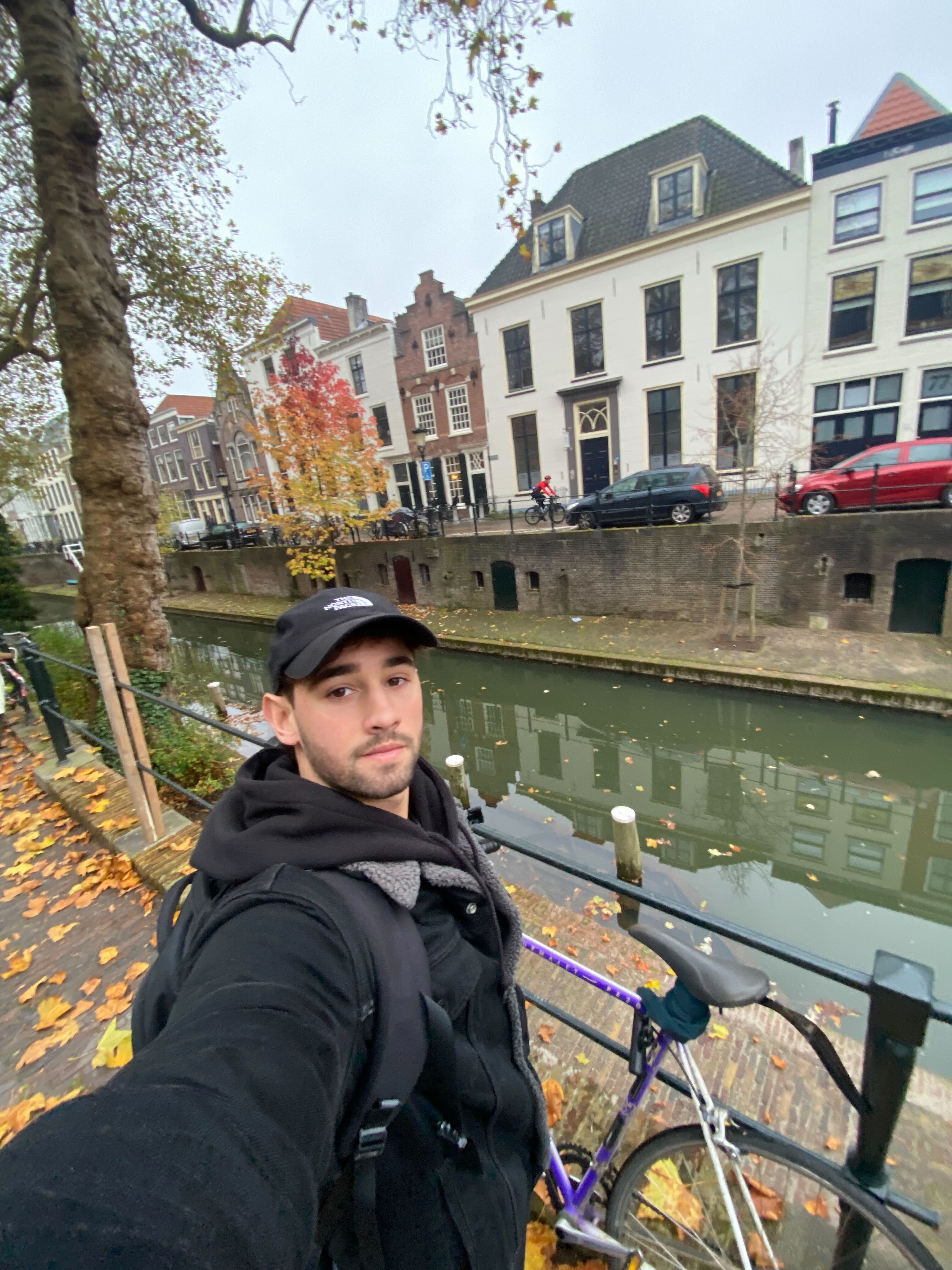 Hugo Moura at a canal in NL